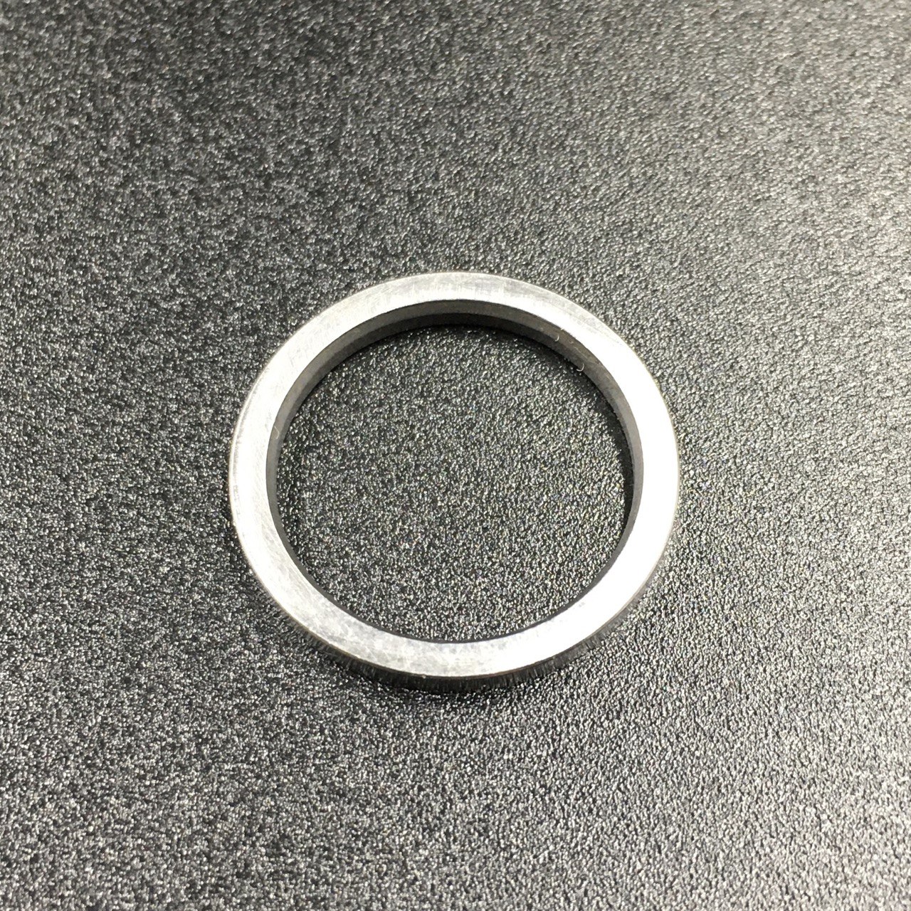 photo5447120684816903976