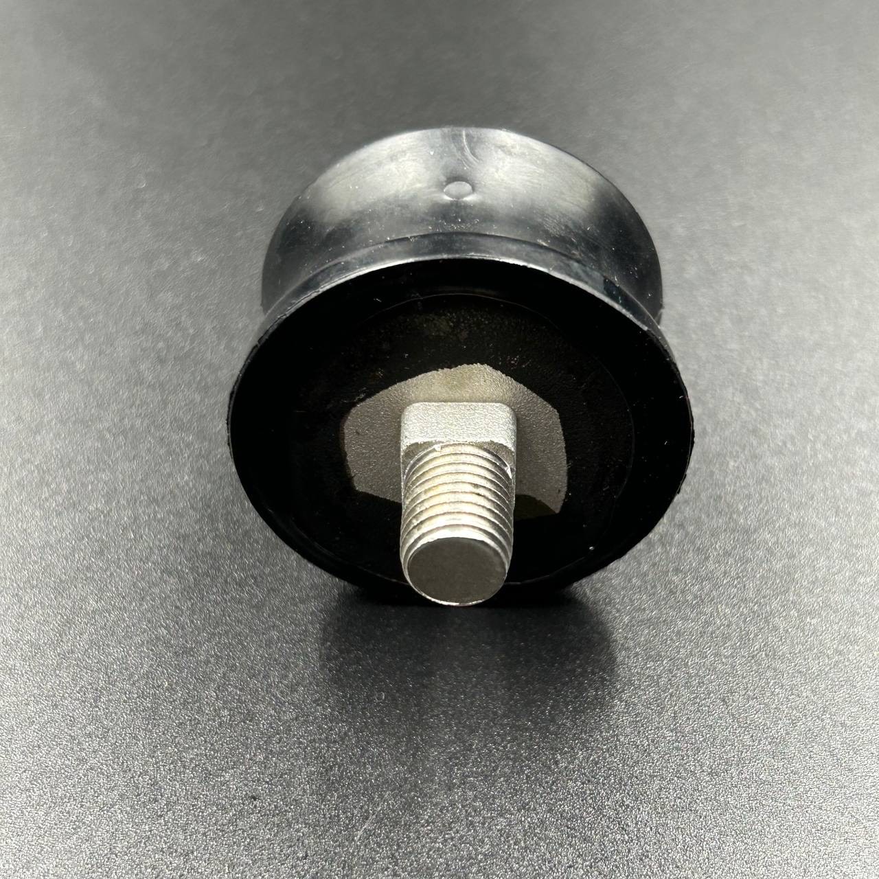 0842022D-C2F0-4B1E-A95A-74BC430FC4F3