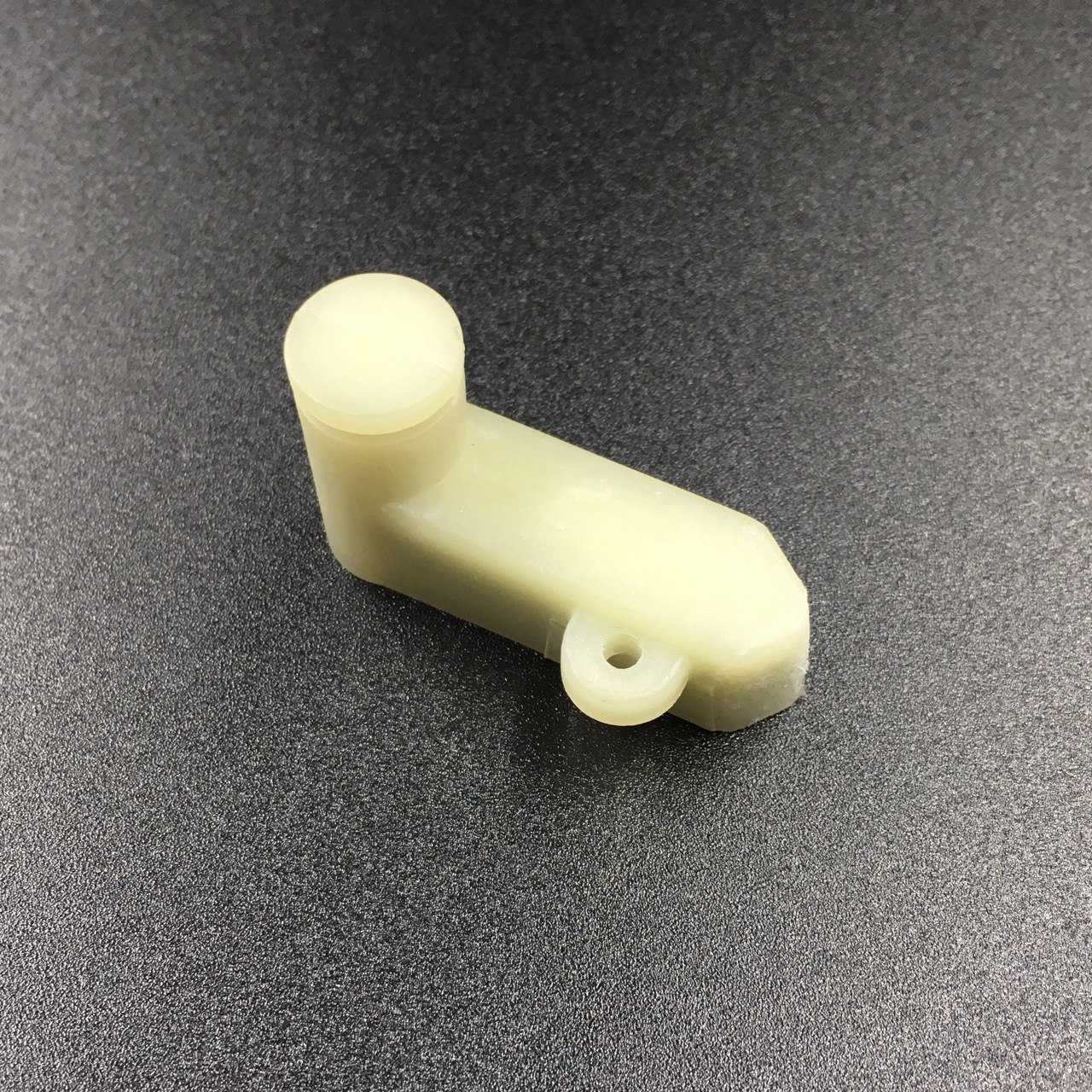 photo5449372484630588854