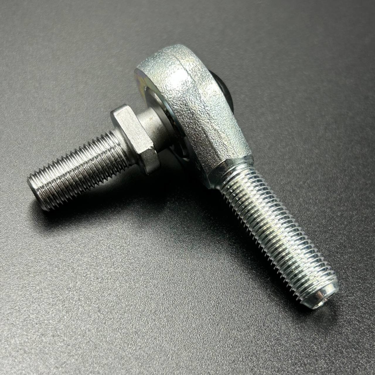 00C74DE7-E1DE-44CF-98A2-DC669F6C32F3