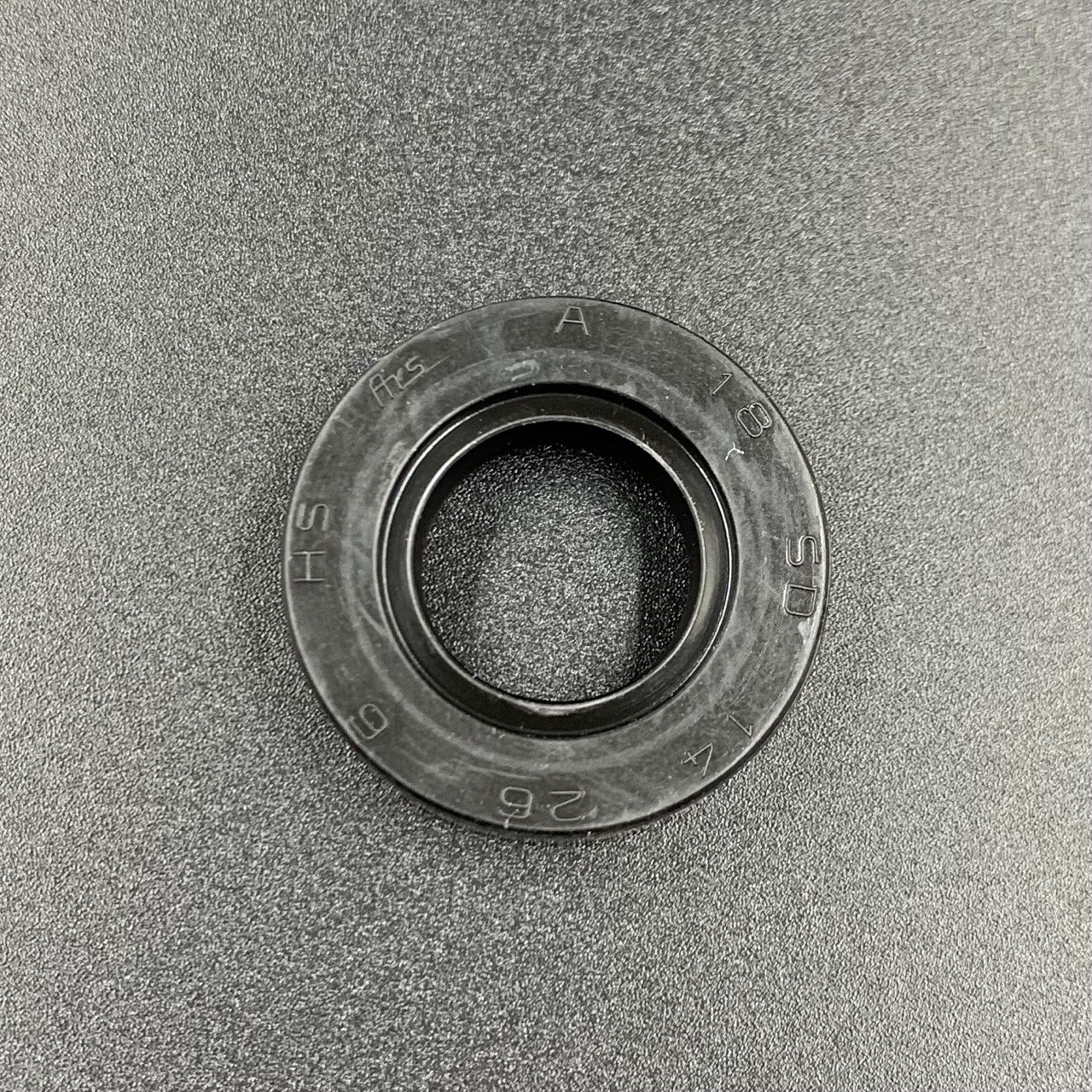 photo5201777867808159055