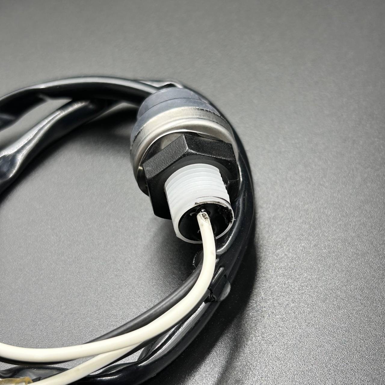 CF6A38E1-2722-4568-994D-82A95EE0874F