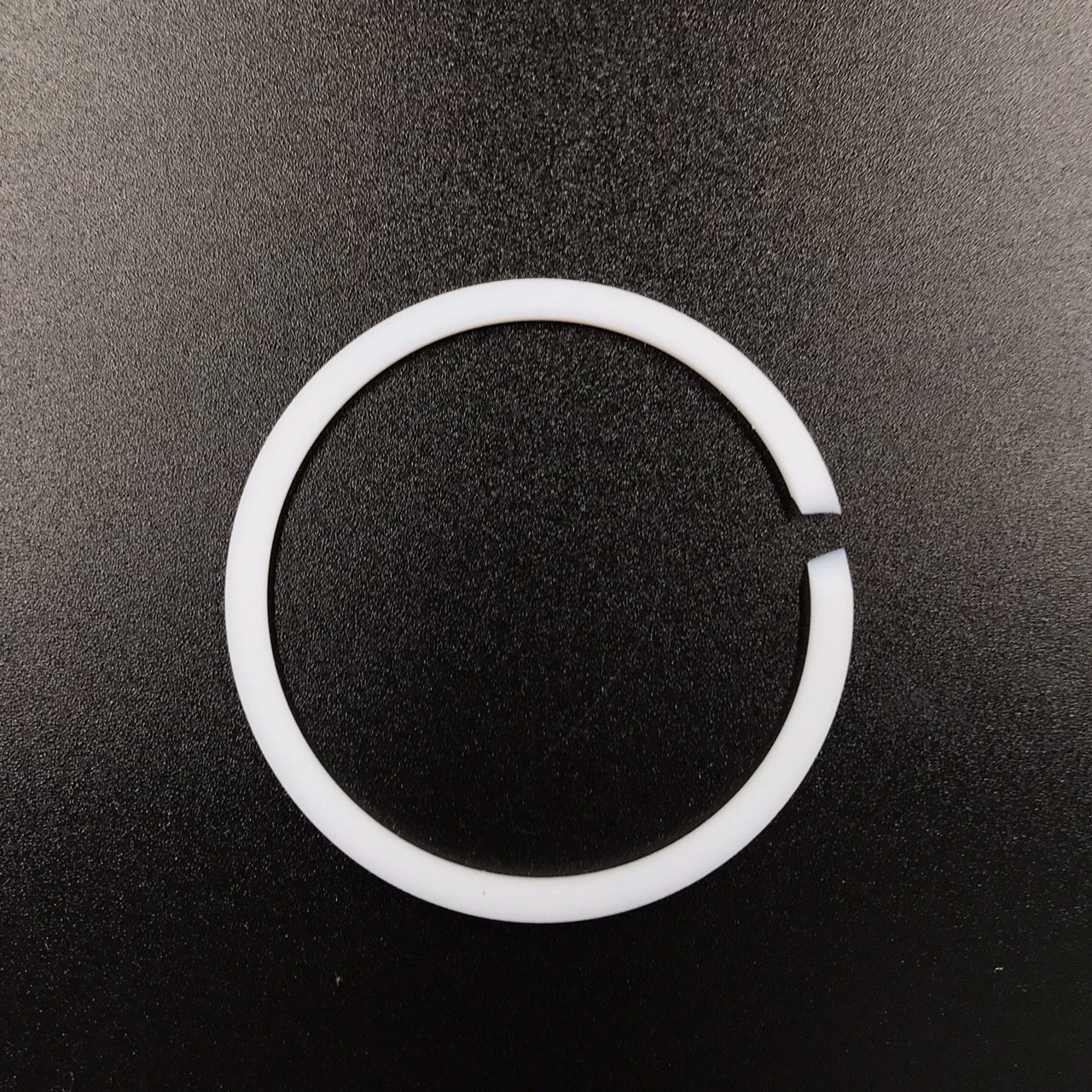 photo5307517879576538921