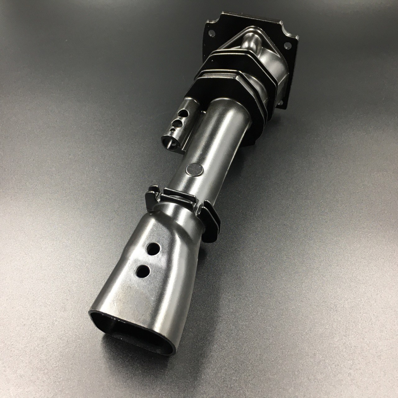 photo5449372484630588822