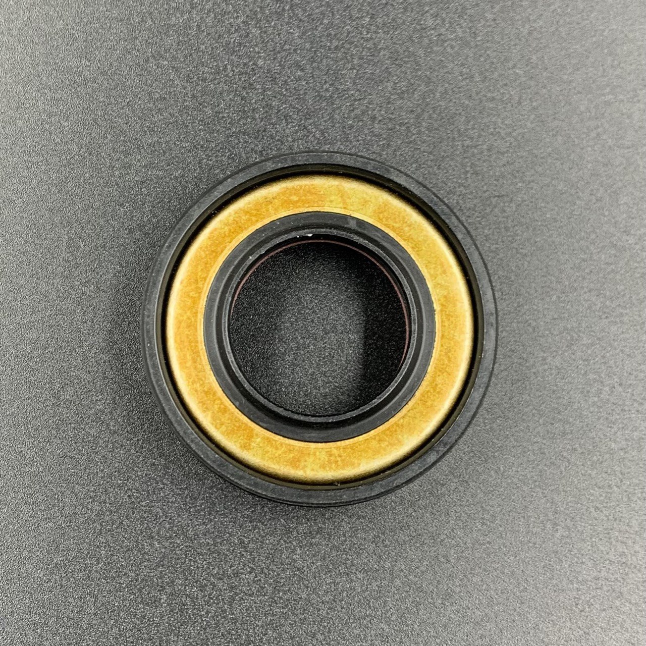 photo5226759098408743570