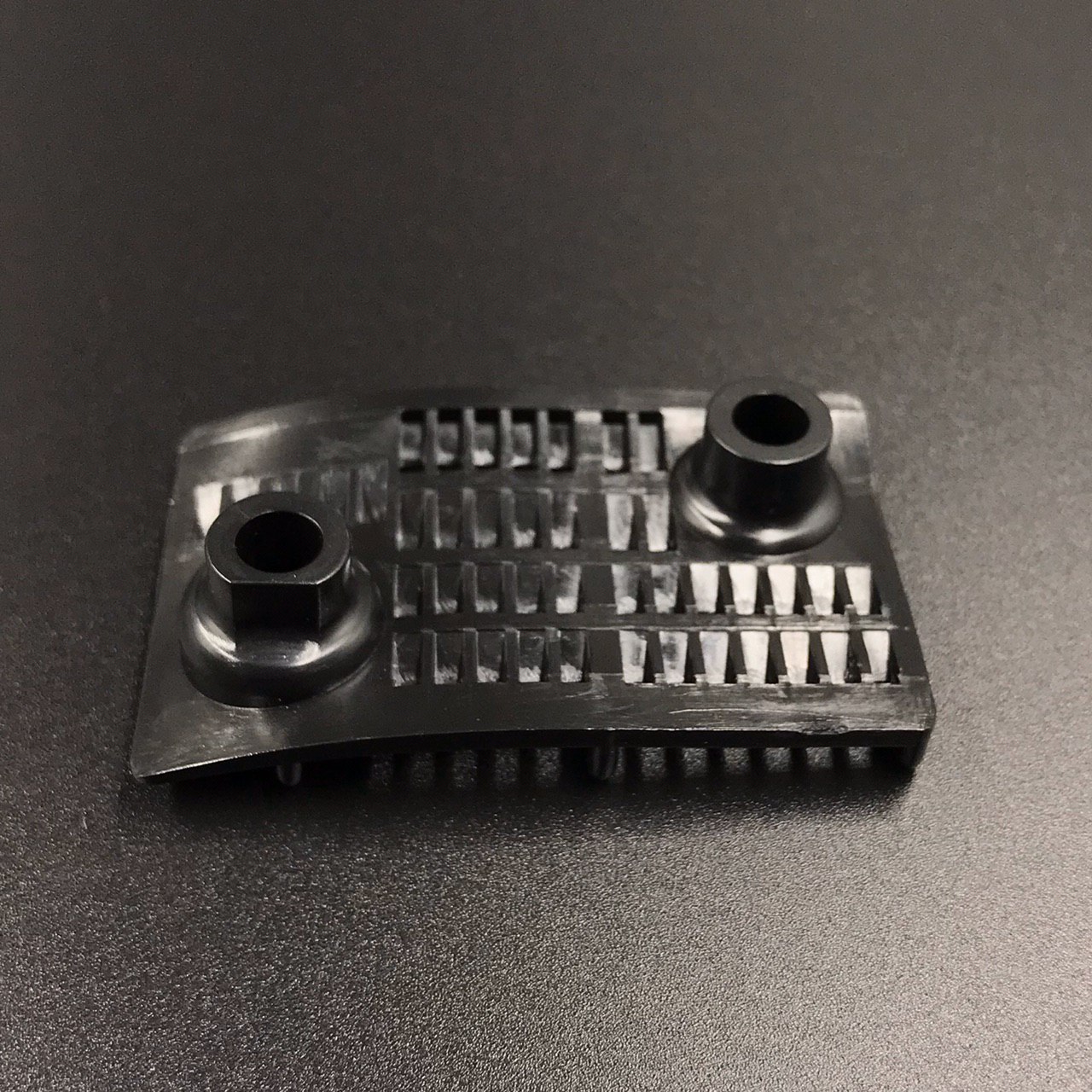 photo5303345099805142756