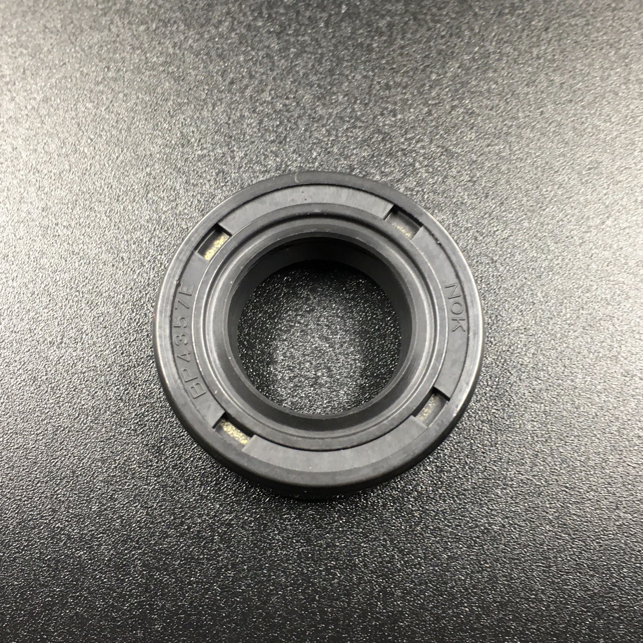 photo5208752460905164805