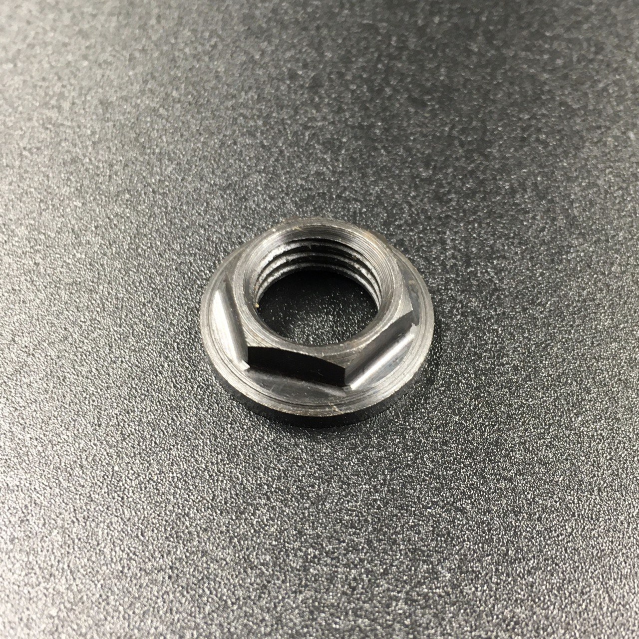 photo5370688503379243845