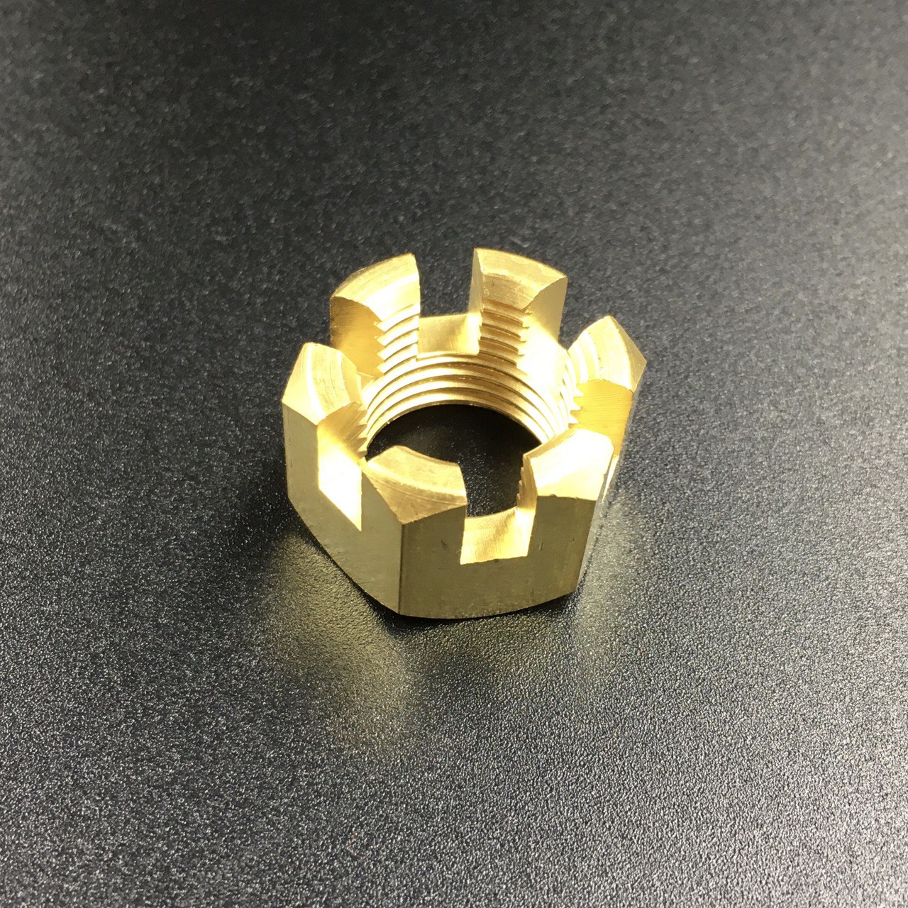 photo5246943357345836740