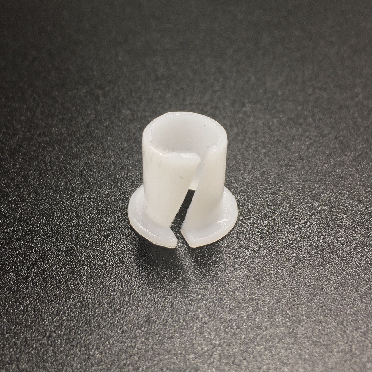 photo5341573087583383728