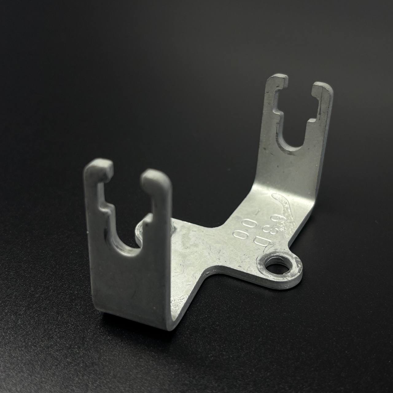 99E58335-63B1-49C7-85D7-CA1B4ED50475