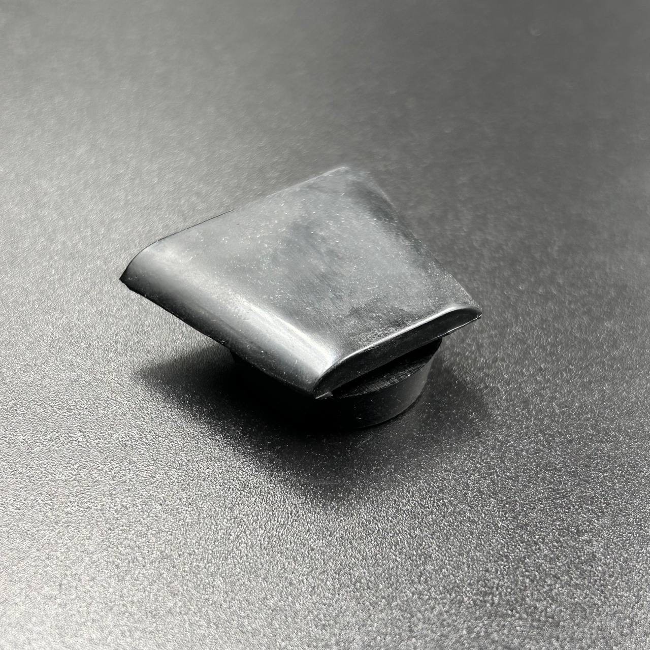 F1A3C869-5AFB-4B34-A769-A87EF84F259F