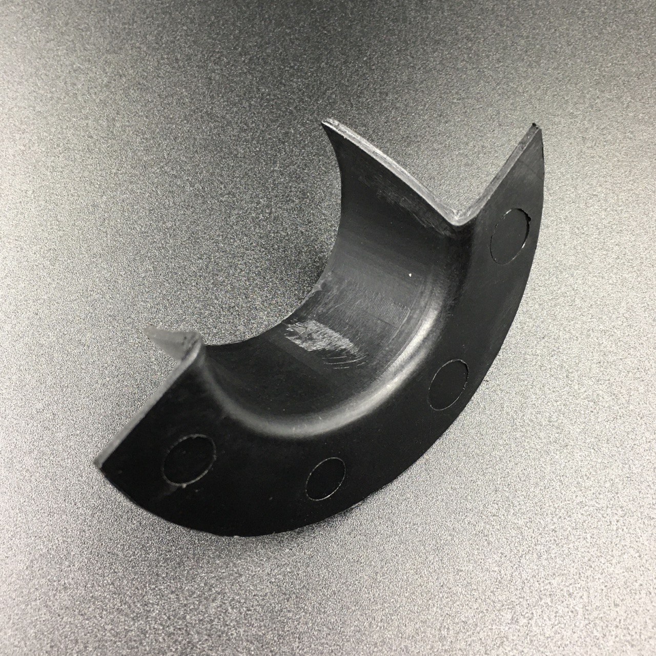 photo5449372484630588937