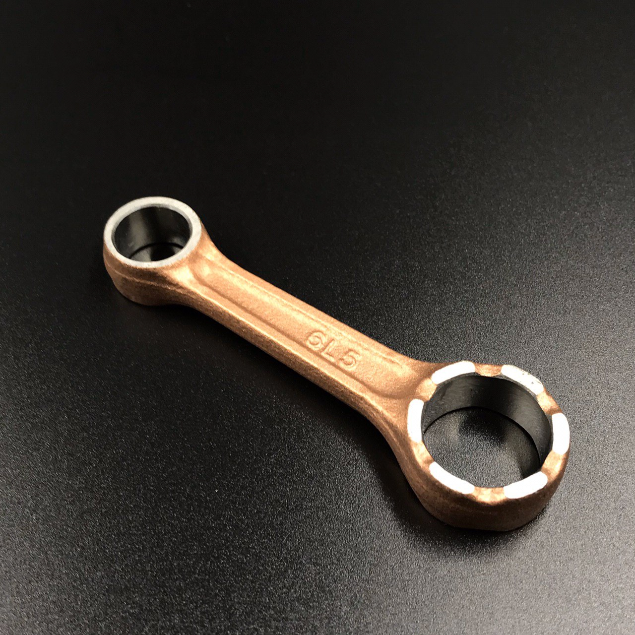 photo5303345099805142923