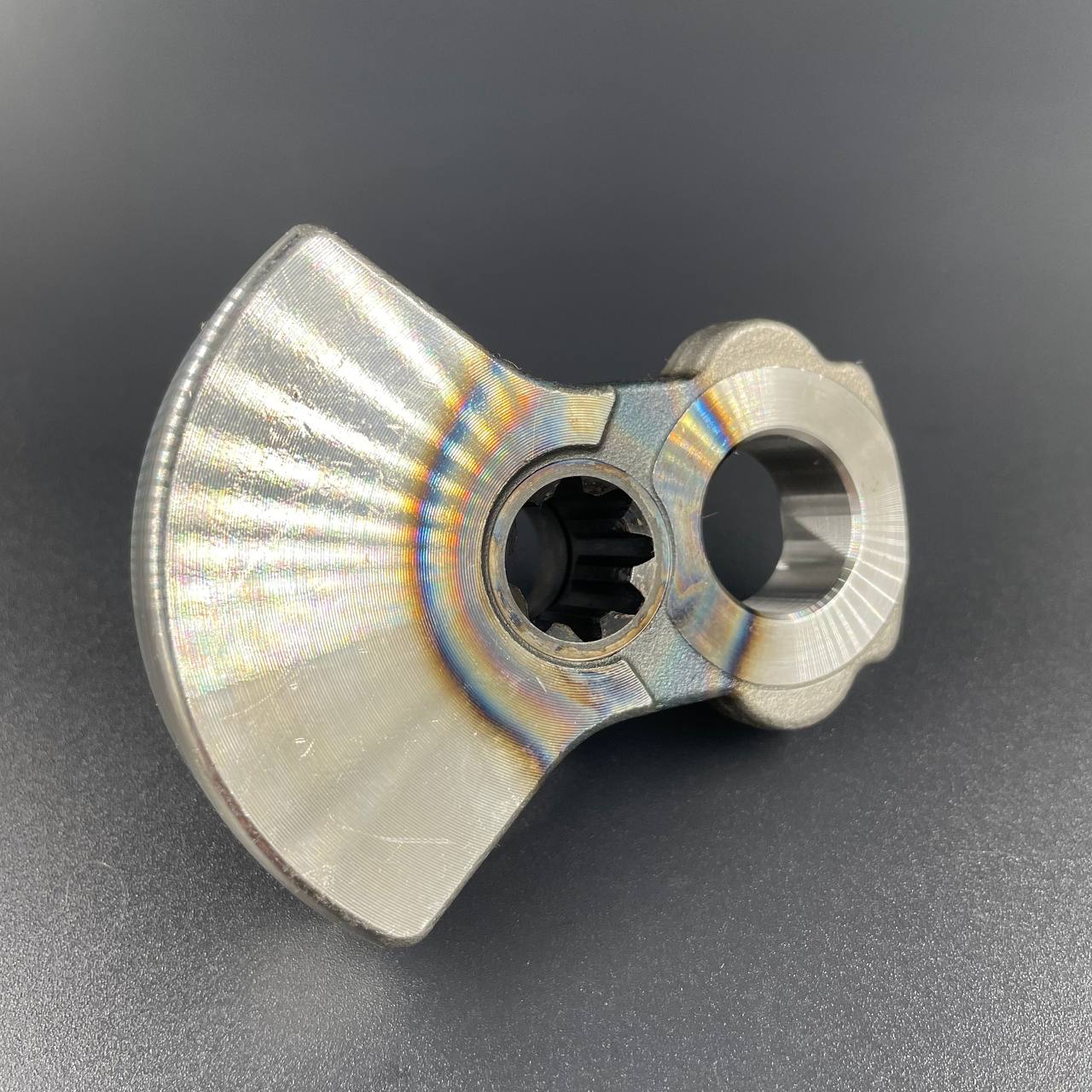 photo_5291800854778750694_y