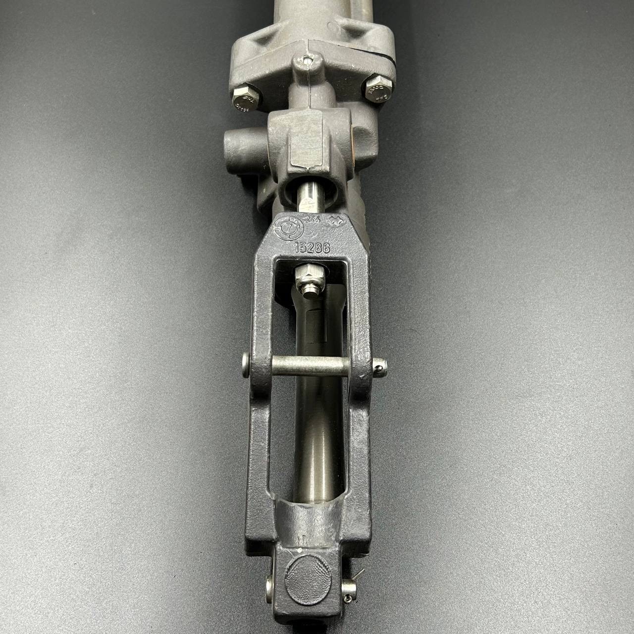 088FCD16-9872-4BEE-B2A3-BF8919AE7C1F