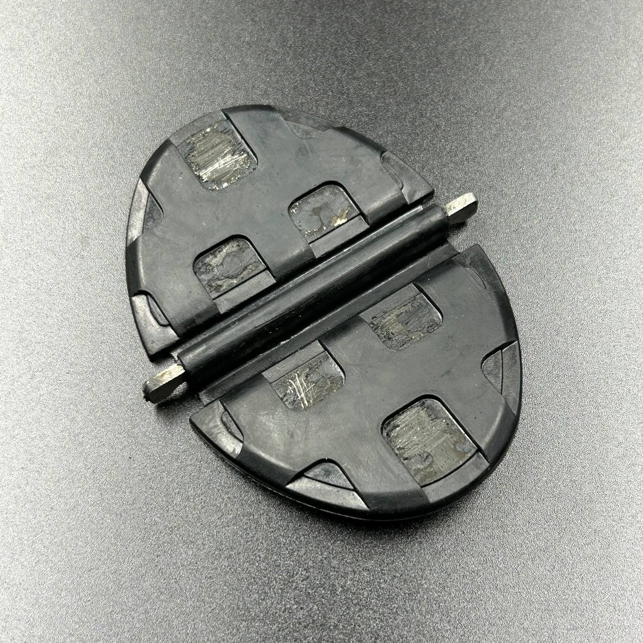 DB1ACF09-0537-4B1B-B4F3-D2FC3F6E312F