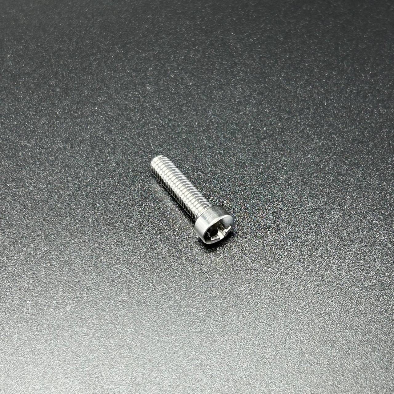 0125F17F-B9A2-4EB2-BFDC-0745C8A5FA3F