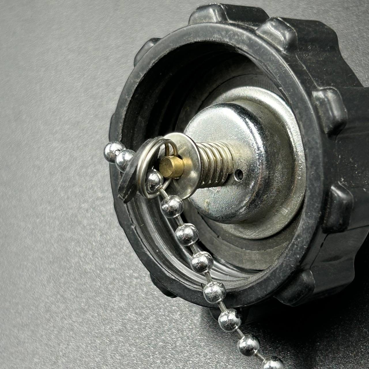 FC2EF74E-F901-4BF4-8484-90B9E7CDBBD7