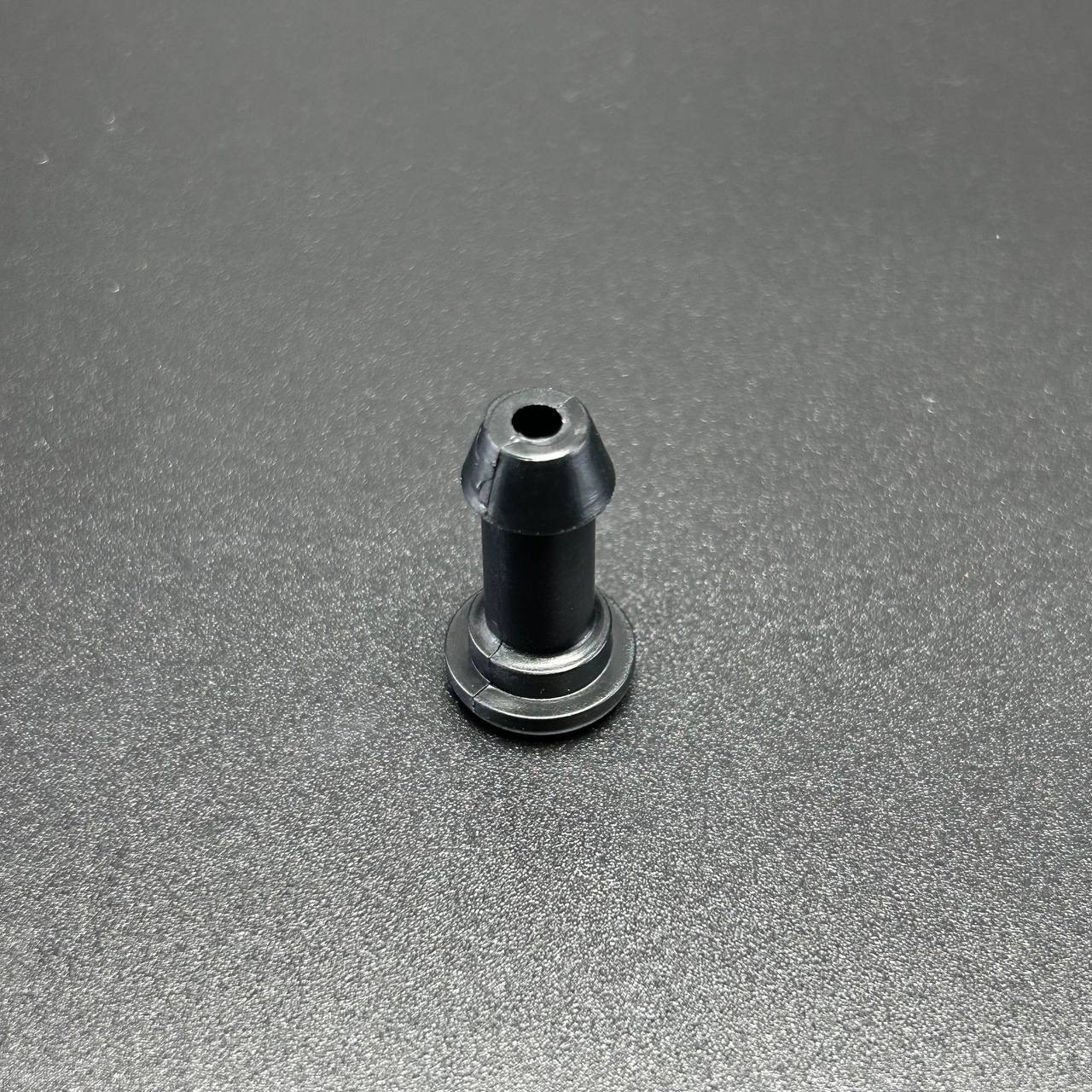 B9E7C283-69A4-4327-8AD5-C5A0DDE19DC2