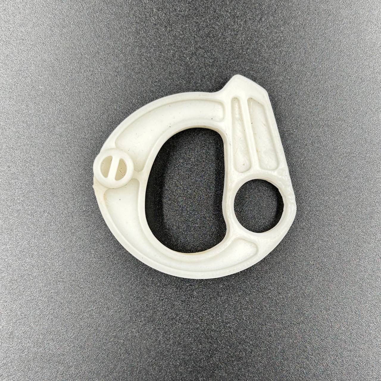 E0B3294D-928D-4BD7-997C-510998772300