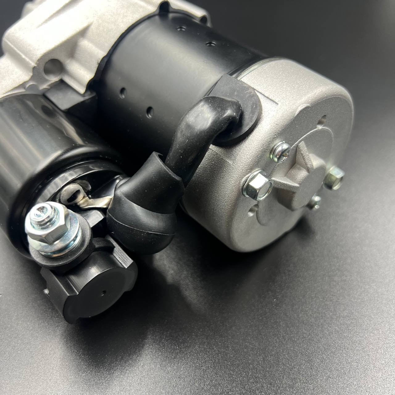 B3D64795-E7C3-4ED2-98BE-DB5403FD32E7