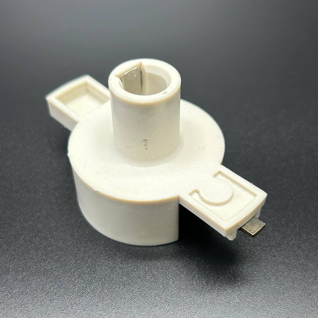 E600A0B4-67AC-4E86-9C1C-DC2AB5A2295E