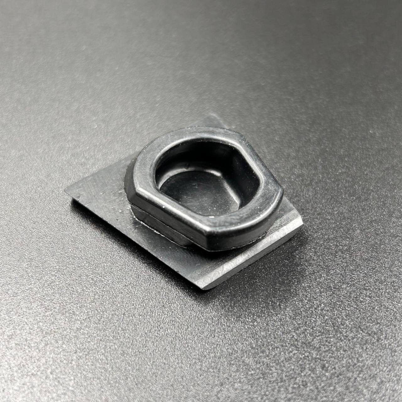 16B99F50-B172-4B71-9E30-BEA8B08AD448