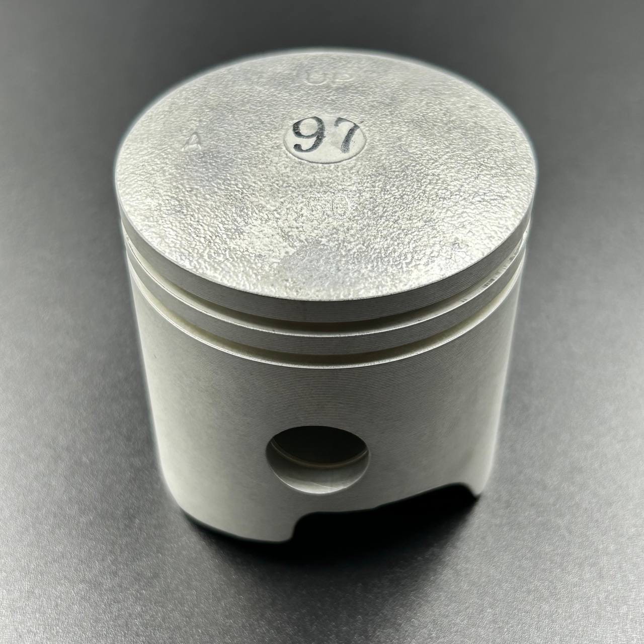 48527641-C4AB-4895-831F-BB0B7A3311EA