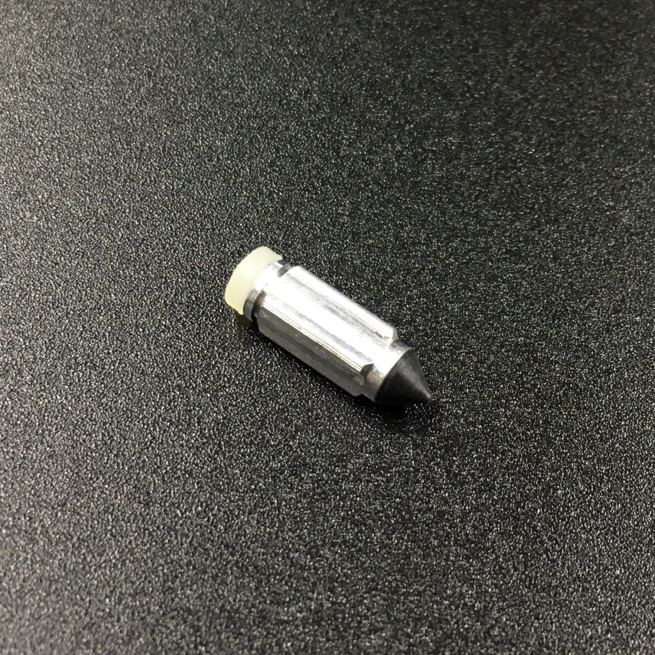 photo5370688503379243858