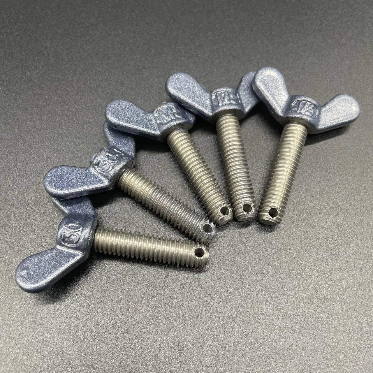 photo5292251972373688737