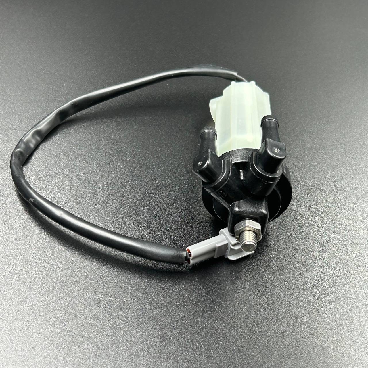 4F31295B-CB08-4E73-BC8A-81AC2F78F0F4