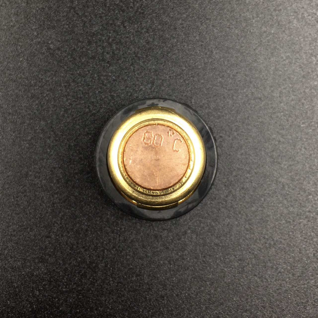 photo5364176671533543253