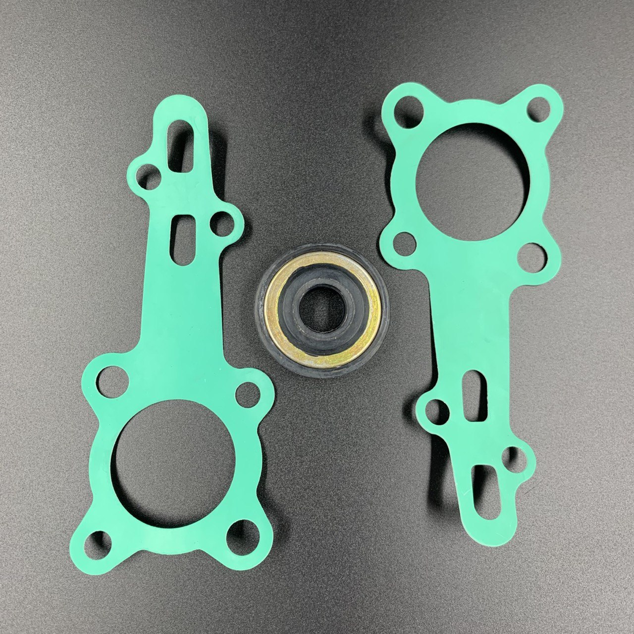 photo5415663060145778896