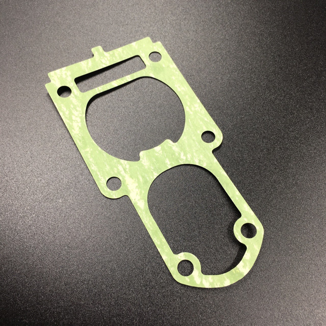 photo5462924240320834837