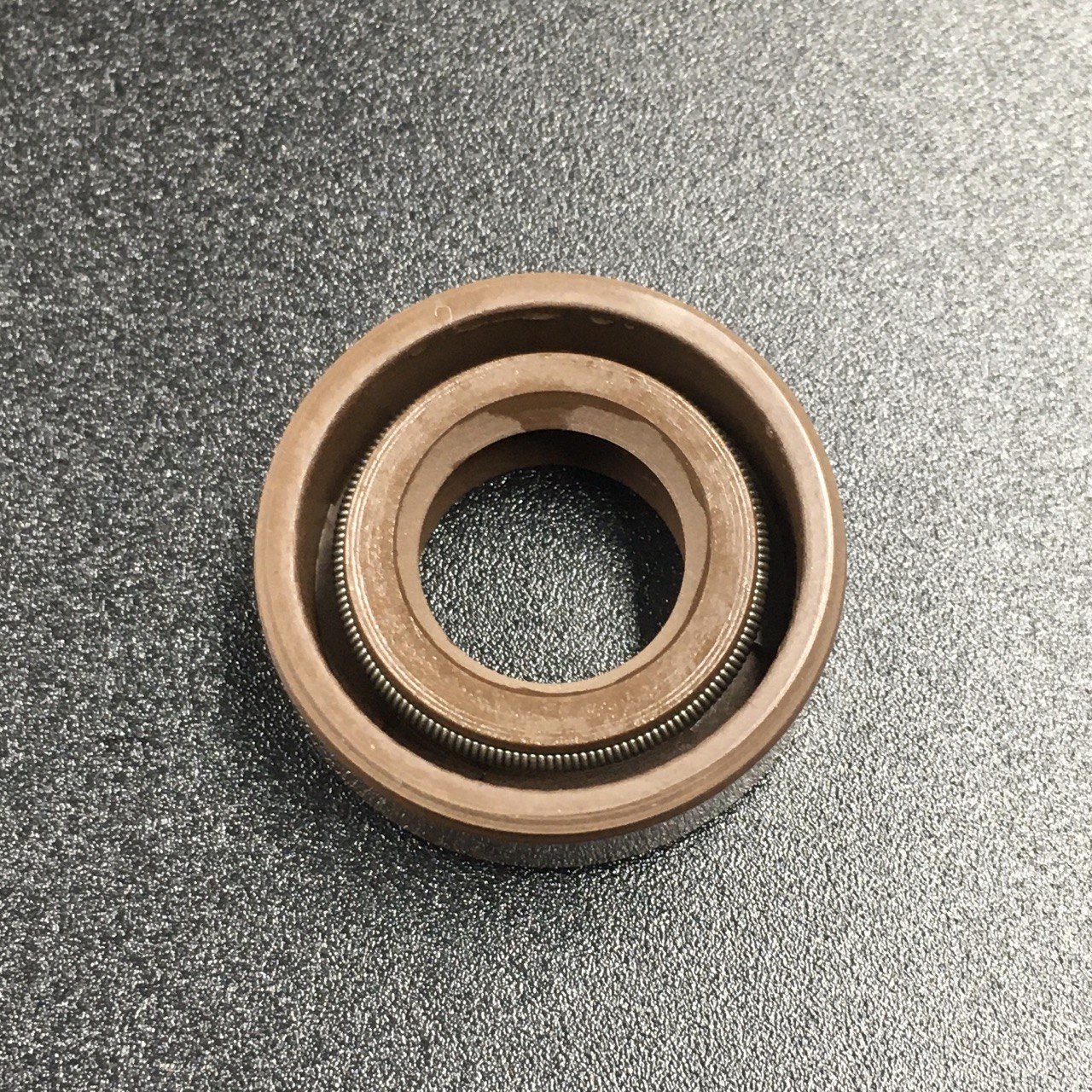 photo5393225395077230644