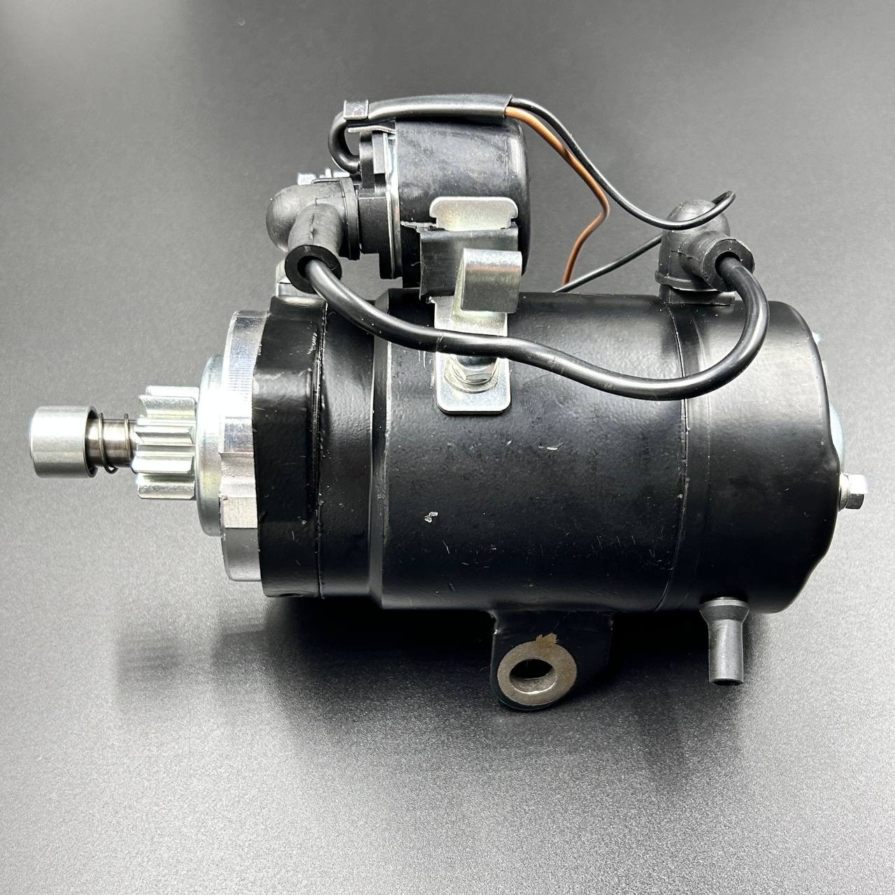 60DA0864-474B-4E1C-9423-3428241D3265