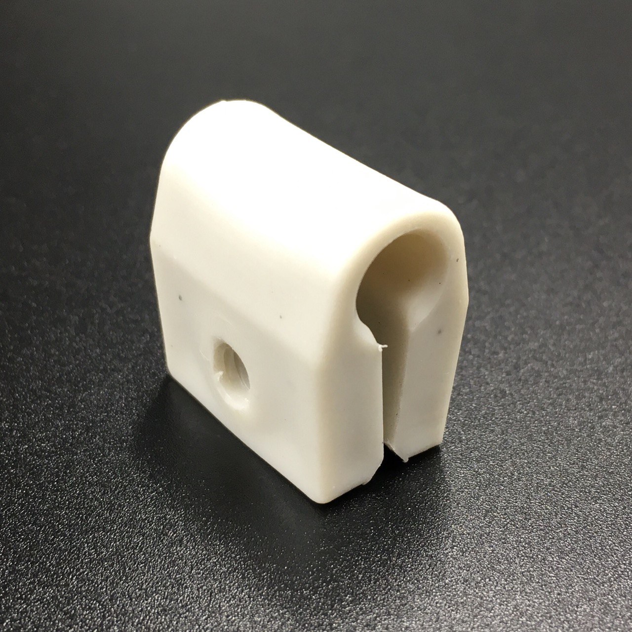 photo5341573087583383707