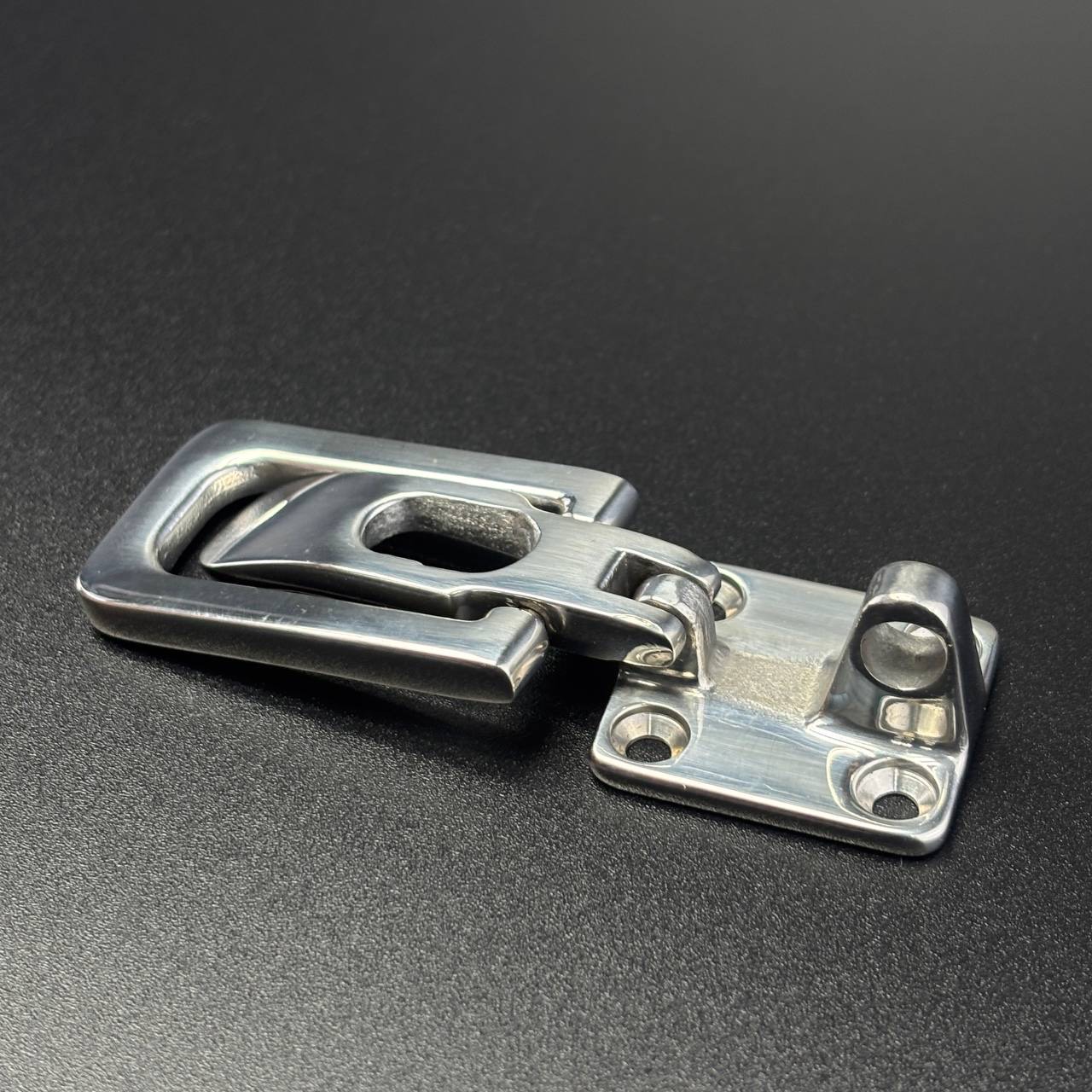 E9F7BC18-6FA2-49E8-A881-20E2CDAFFA55