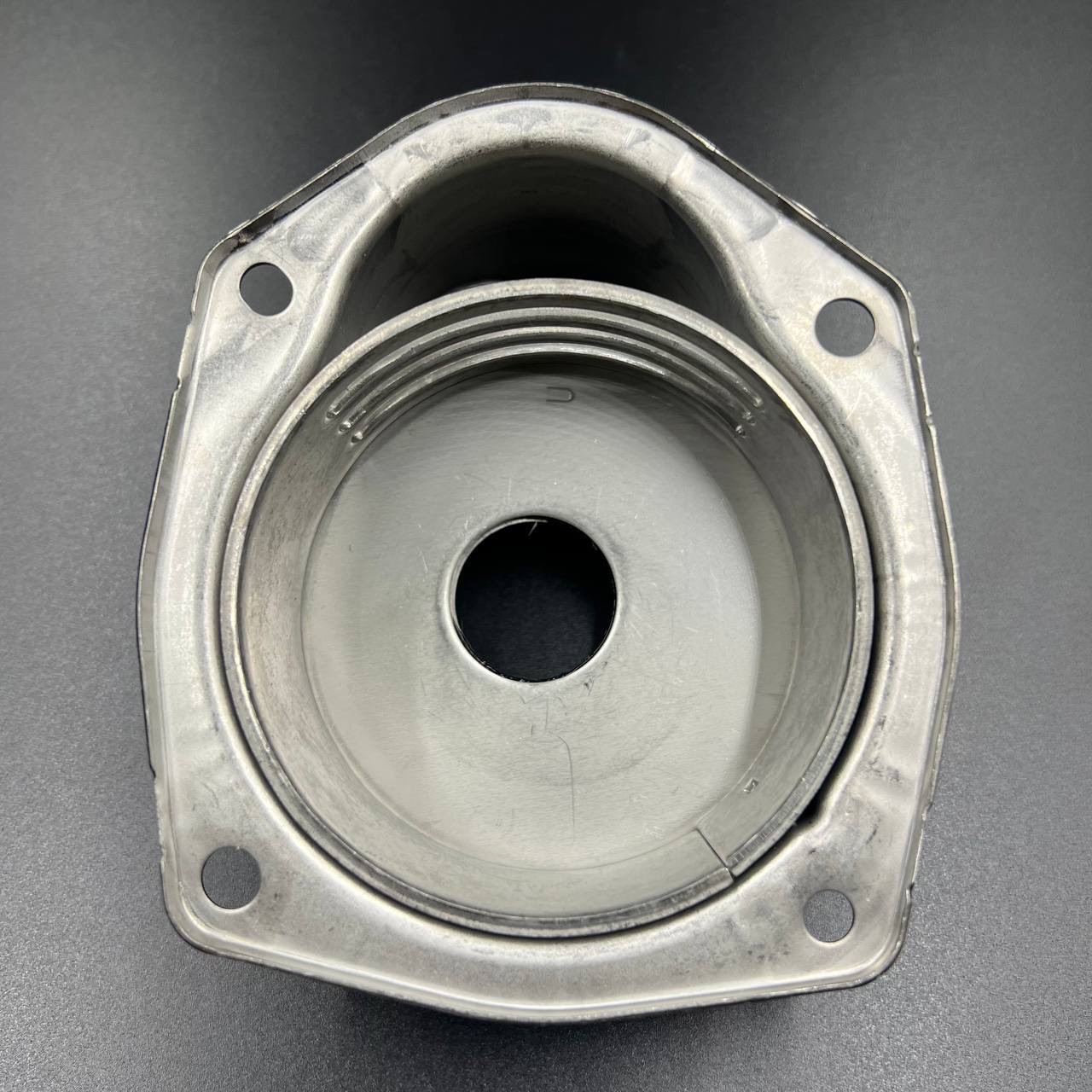 5B00E56B-3F24-4C69-918E-67DCD8631321