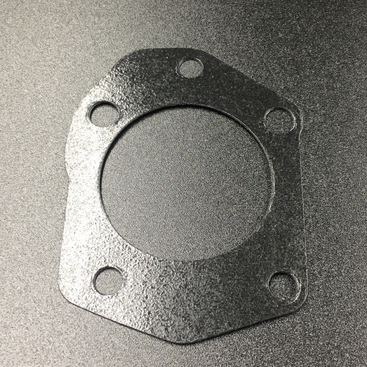 photo5386779598353706727