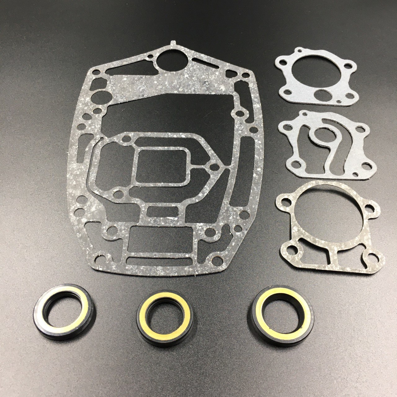 photo5435907560294165965