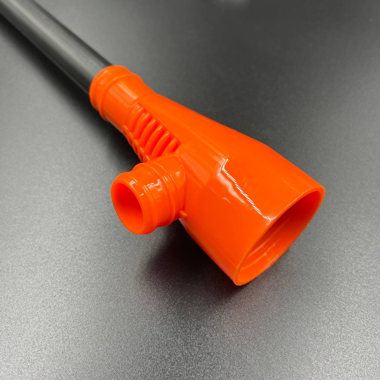 9FA9B1A5-32F3-4132-8868-186F300559B3