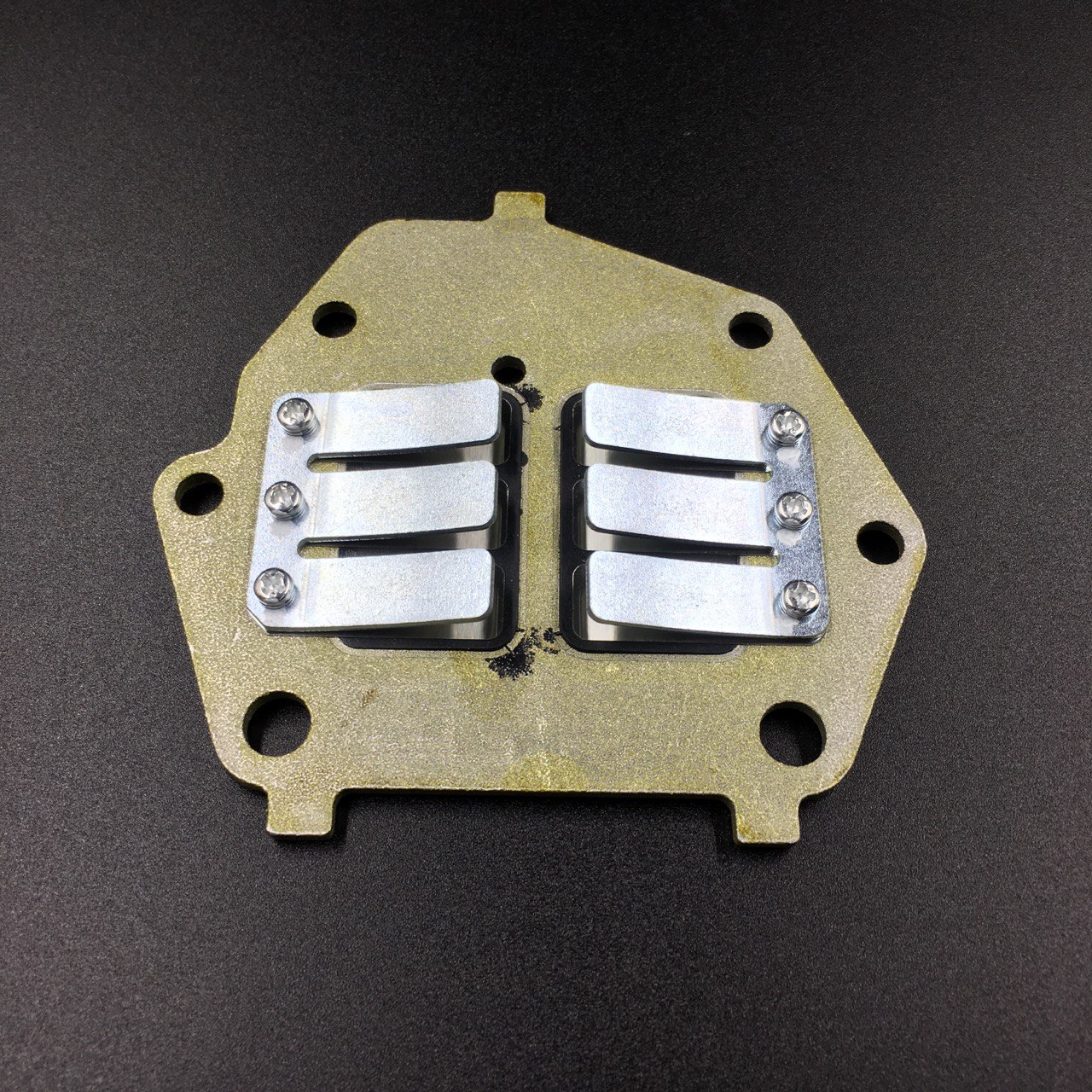 photo5453995613197806987