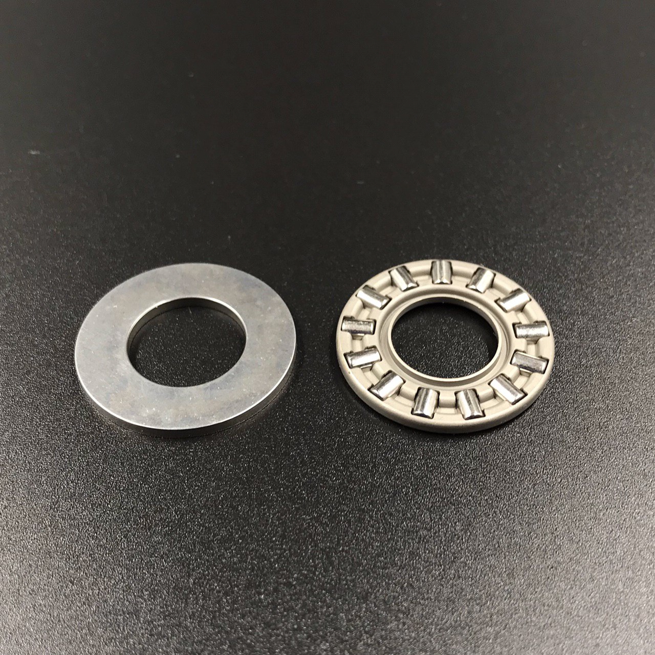 photo5303345099805142939