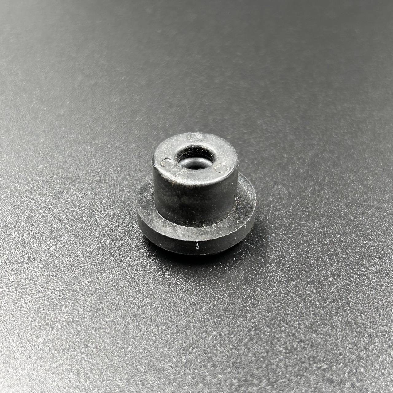 C256A6F0-A8BC-43F0-A0A8-DCAAE2C2D286