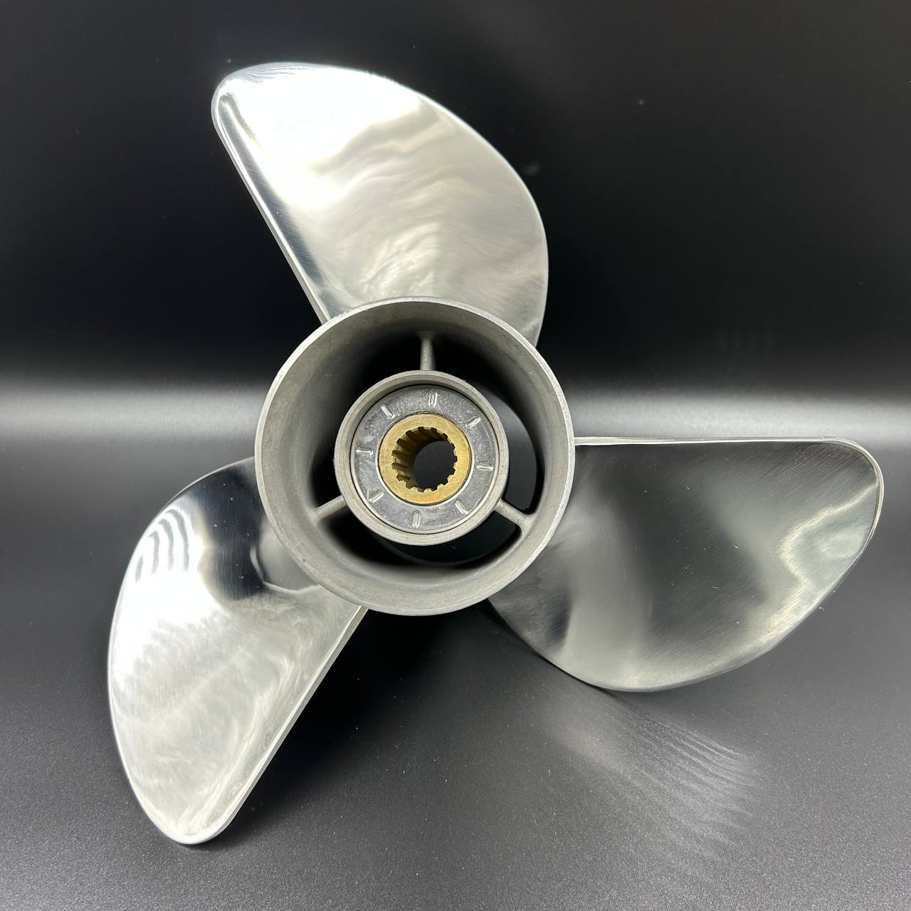 photo_5233719204581069197_y