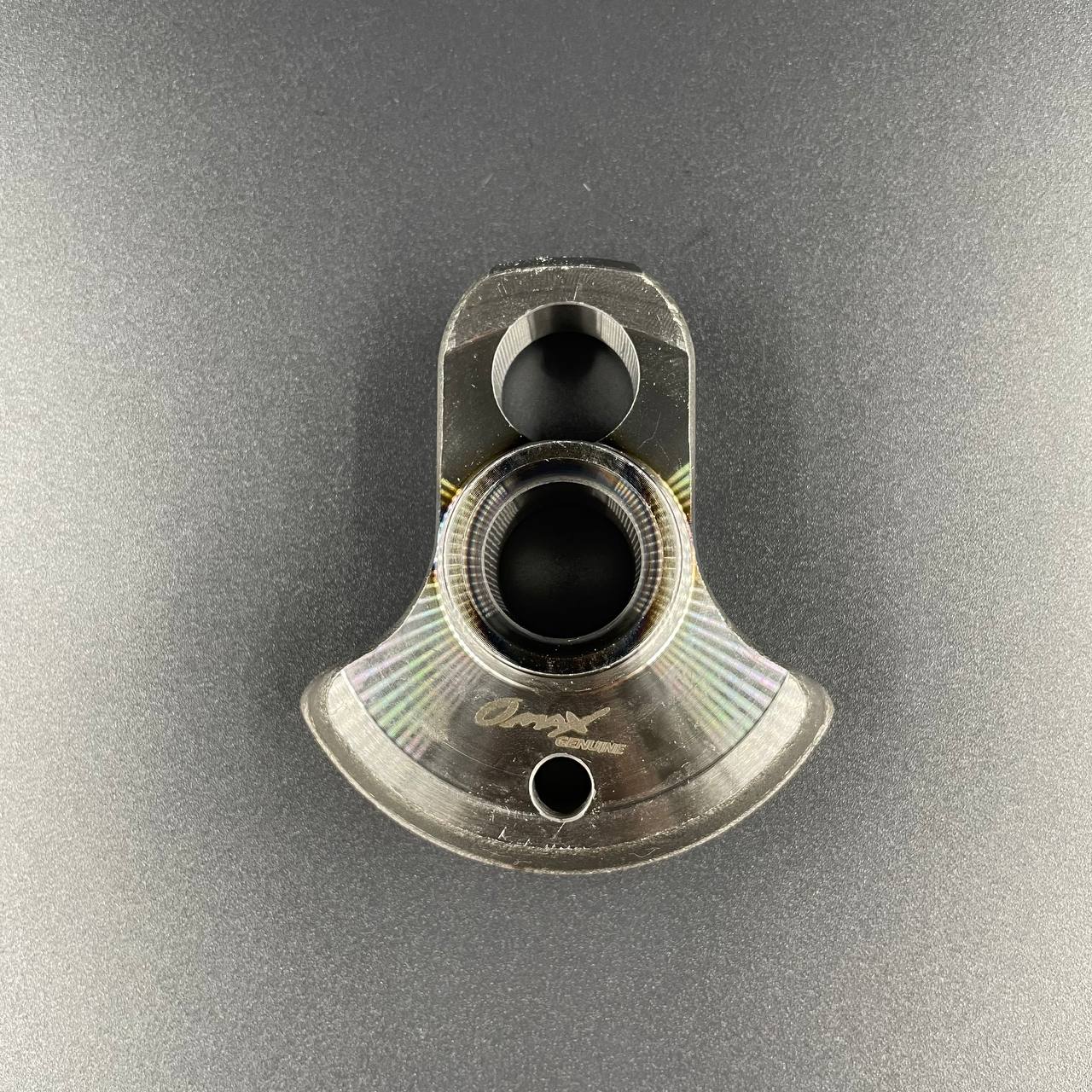 photo_5291800854778750791_y