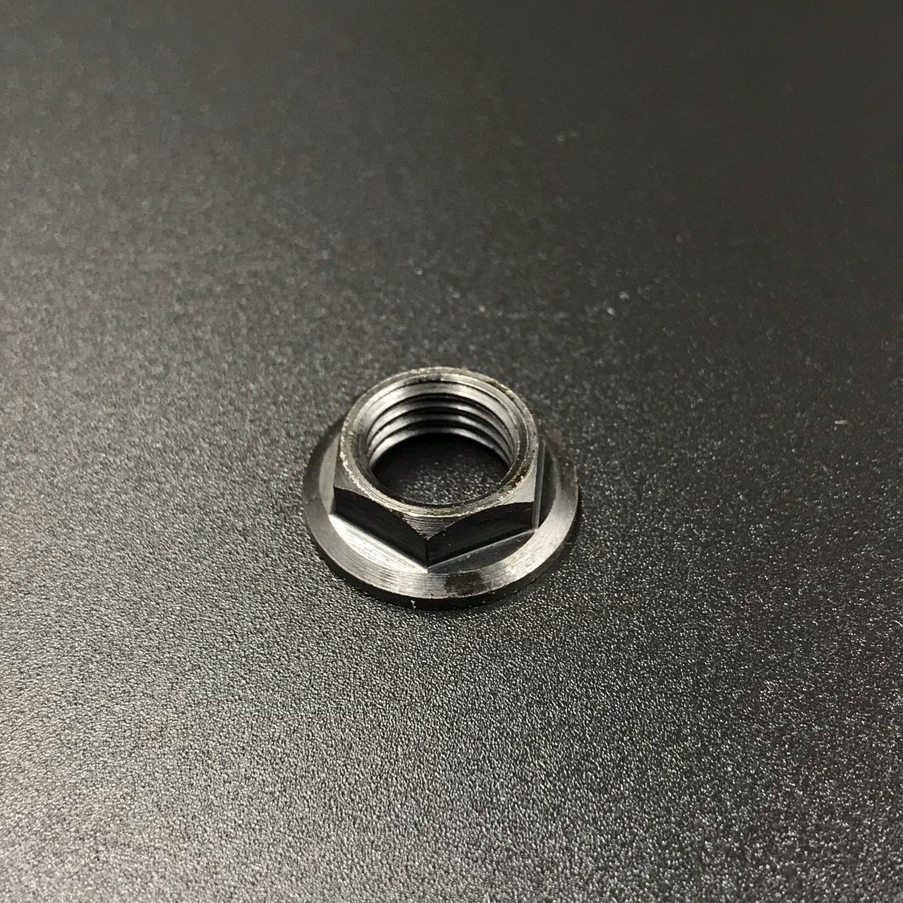 photo5319159139324243586