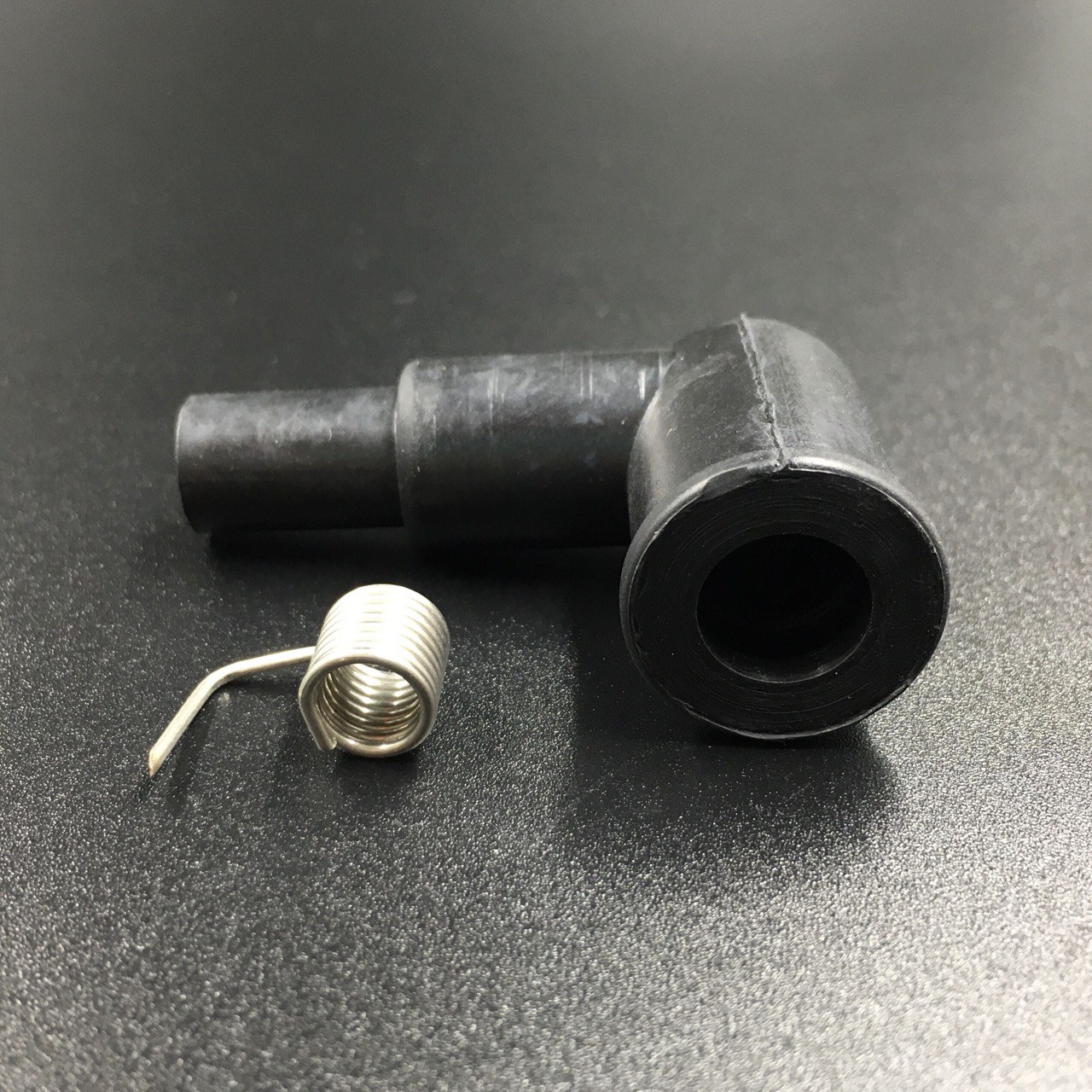 photo5343528556128481074